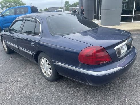 Used 2002 Lincoln Continental FWD image 8