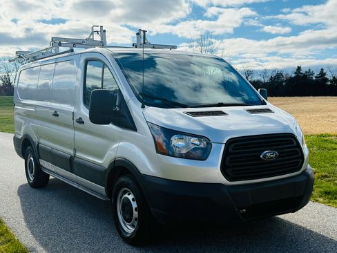 Used 2019 Ford Transit 150 130 Low Roof image 4