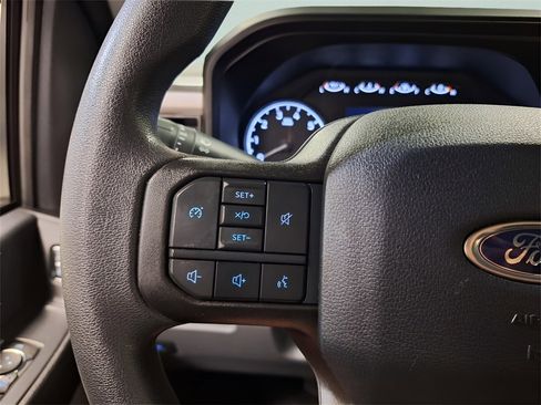 Used 2023 Ford F250 XL w/ XL Chrome Package image 16