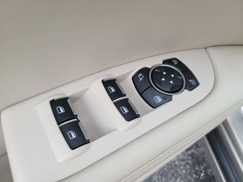 Used 2019 Lincoln MKZ Reserve FWD image 8