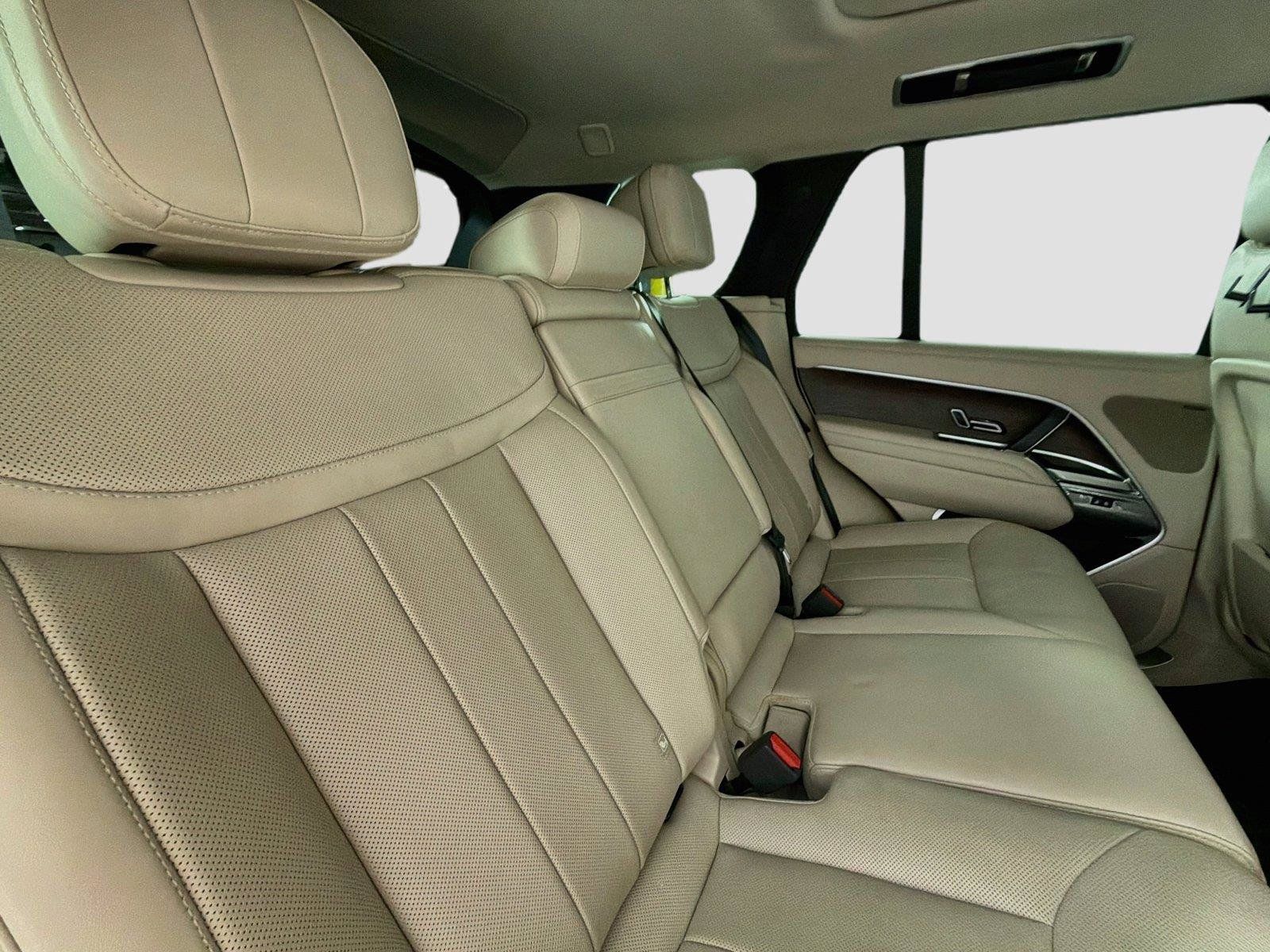 Certified 2023 Land Rover Range Rover SE AWD/4WD image 28
