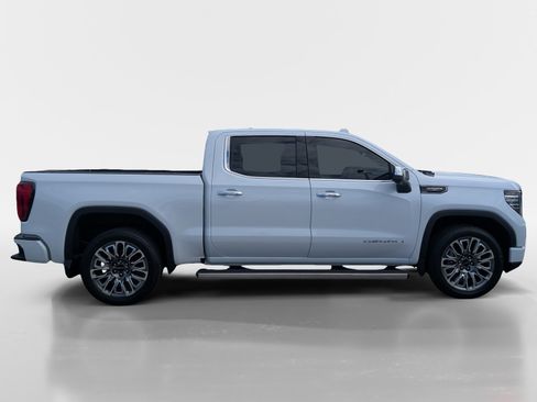 Used 2026 GMC Sierra 1500 Denali Ultimate AWD/4WD image 3