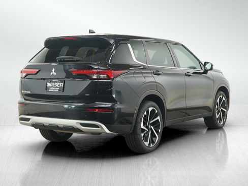 Used 2024 Mitsubishi Outlander SE AWD/4WD image 5