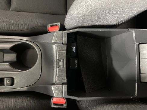 Used 2024 Toyota Corolla LE image 23