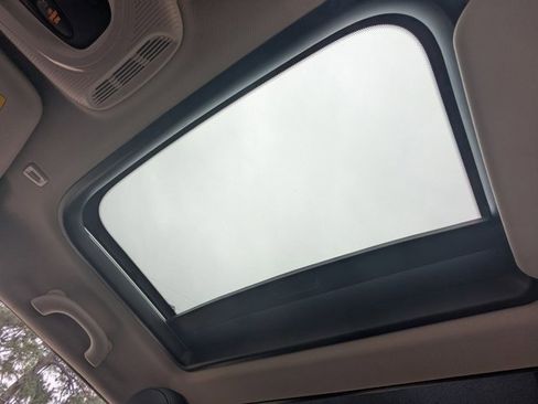 Used 2023 MINI Cooper 2-Door Hardtop image 20