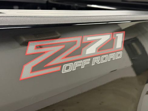 Used 2021 Chevrolet Colorado Z71 image 14