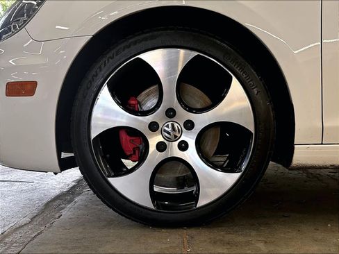 Used 2012 Volkswagen GTI 4-Door FWD image 36