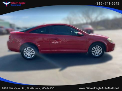 Used 2010 Chevrolet Cobalt LT FWD image 2
