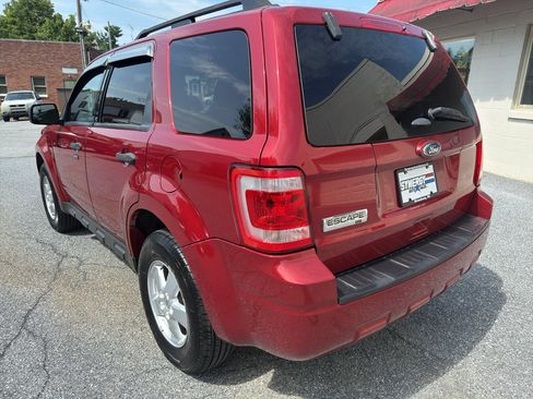 Used 2012 Ford Escape XLT AWD/4WD image 3