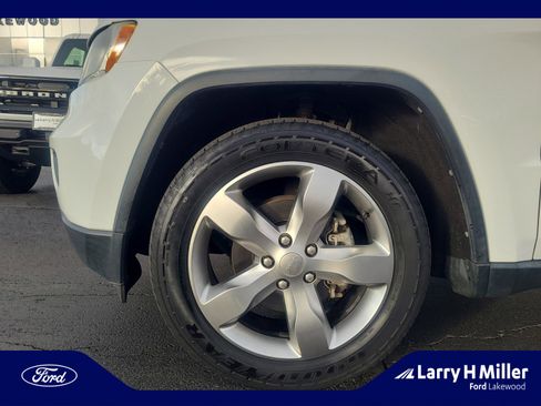 Used 2013 Jeep Grand Cherokee Limited w/ Trailer Tow Group image 26