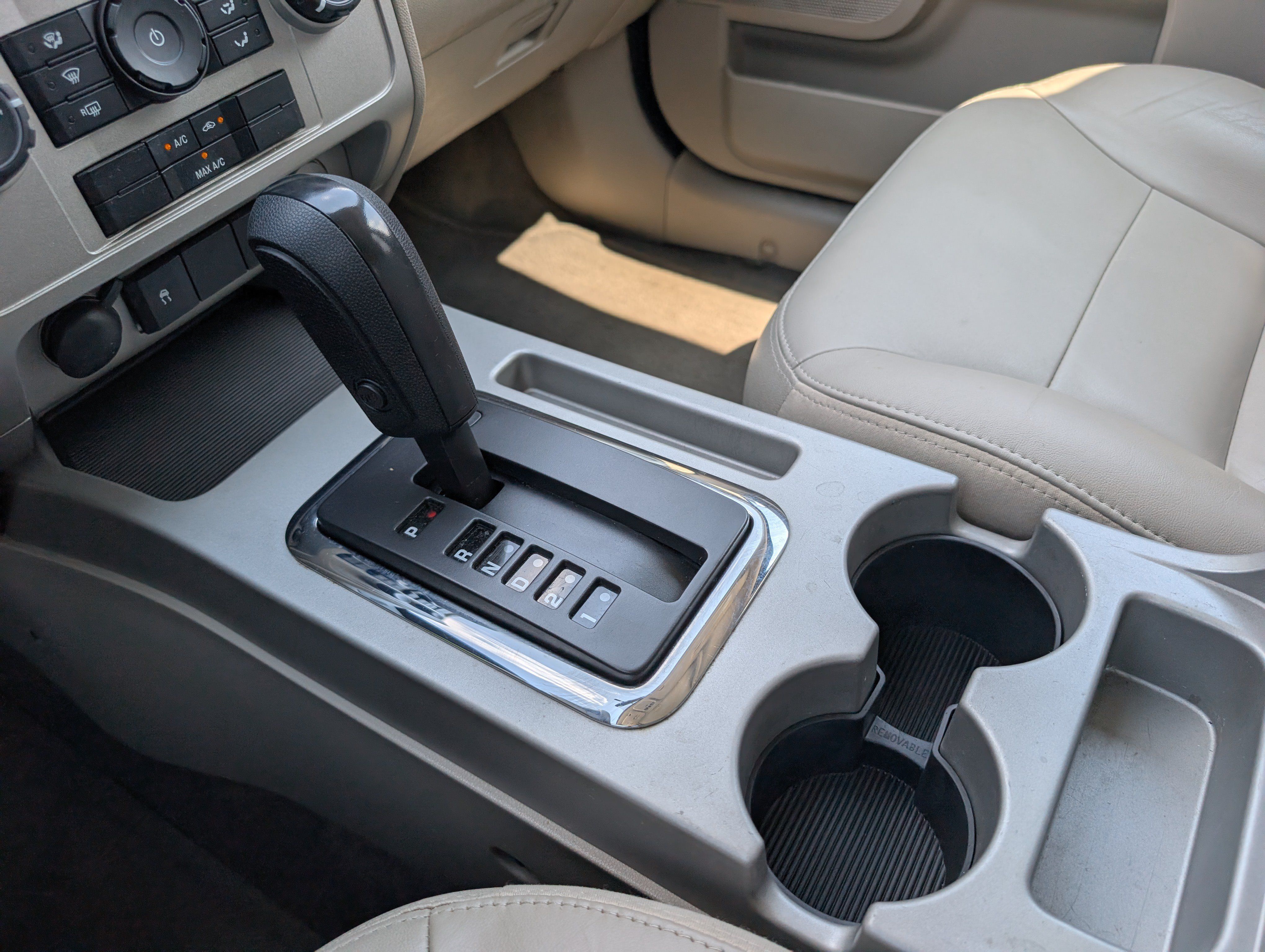 Used 2008 Ford Escape XLT FWD image 19
