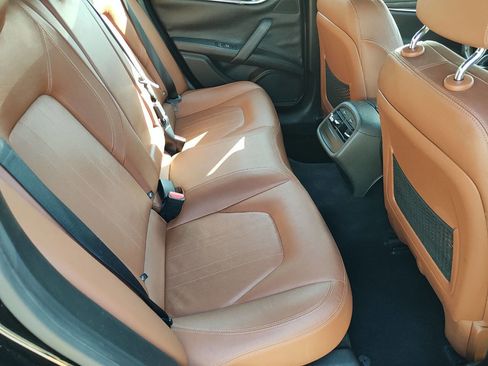 Used 2018 Maserati Ghibli image 36