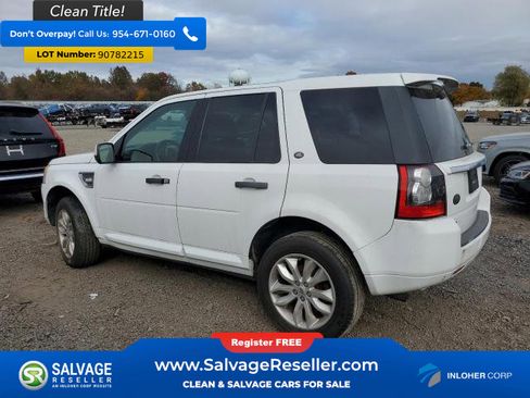 Used 2012 Land Rover LR2 HSE image 3