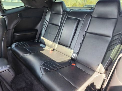 Used 2019 Dodge Challenger SRT Hellcat w/ Laguna Leather Package RWD image 10