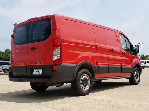 Used 2016 Ford Transit 150 130 Low Roof RWD image 6