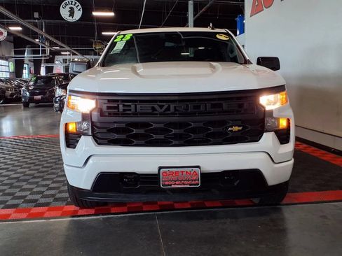 Used 2023 Chevrolet Silverado 1500 Custom AWD/4WD image 2