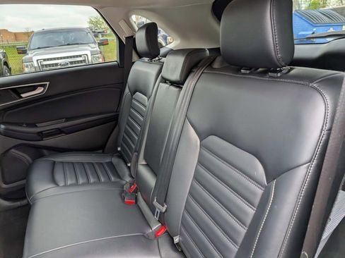 Used 2024 Ford Edge SEL AWD/4WD image 11