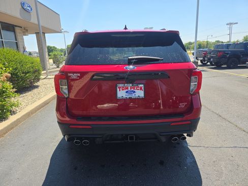 Used 2023 Ford Explorer ST w/ Equipment Group 401A AWD/4WD image 7