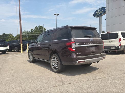 Used 2023 Ford Expedition Limited RWD image 3