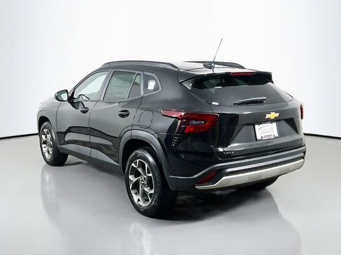 New 2026 Chevrolet Trax LT w/ Driver Confidence Package image 7