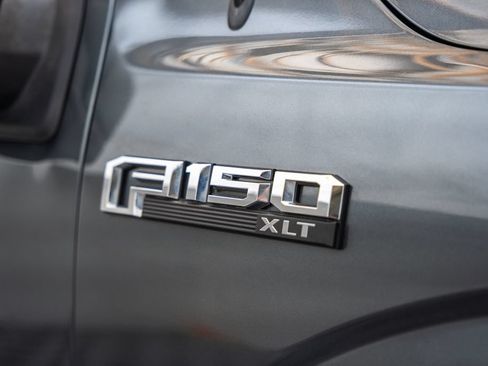 Used 2019 Ford F150 XLT w/ Equipment Group 302A Luxury AWD/4WD image 17