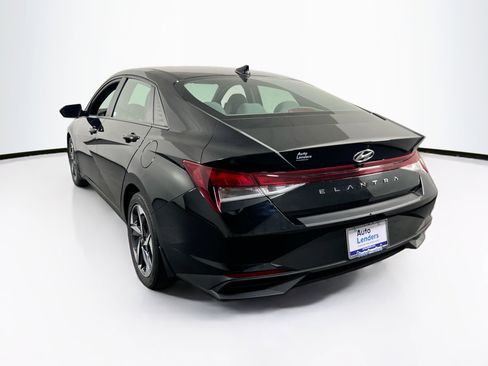 Used 2023 Hyundai Elantra SEL w/ Convenience Package FWD image 7