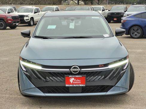 New 2026 Nissan Sentra SR w/ SR Premium Package FWD image 2