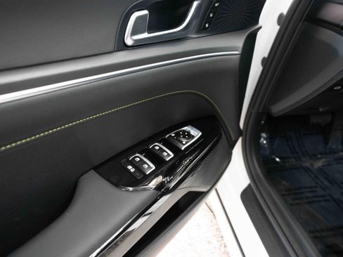 Used 2025 Kia K5 GT w/ GT1 Package image 7