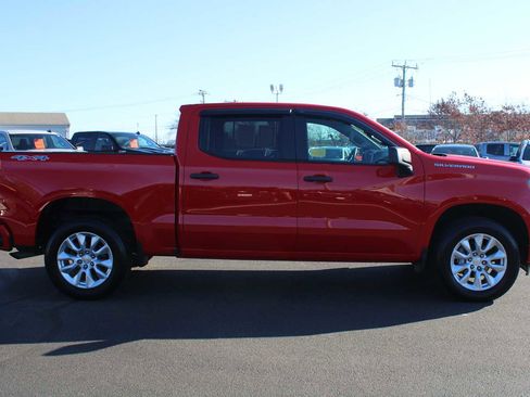 Used 2023 Chevrolet Silverado 1500 Custom image 8