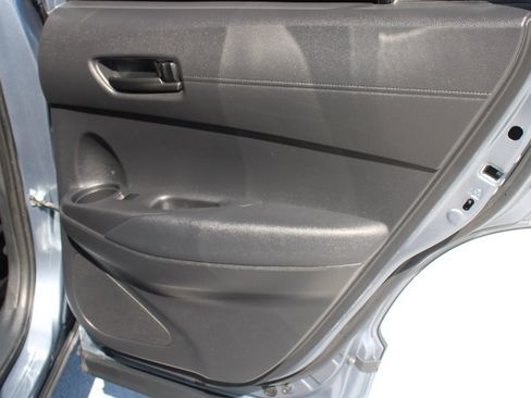 Used 2024 Toyota Corolla Cross AWD Hybrid image 15
