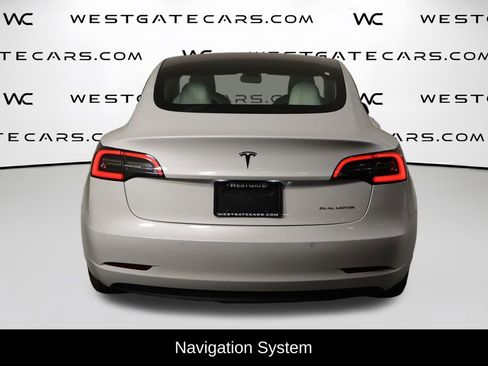 Used 2022 Tesla Model 3 Long Range AWD/4WD image 4