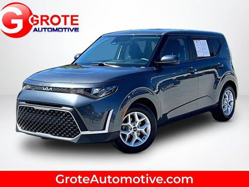 Used 2023 Kia Soul LX w/ Option Group 015 FWD image 1