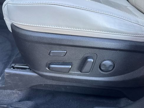 Used 2021 Kia Telluride SX w/ SX Prestige Package image 13