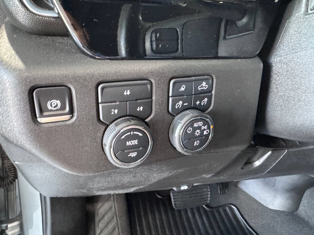 Certified 2025 Chevrolet Silverado 2500 LT w/ Safety Package AWD/4WD image 22