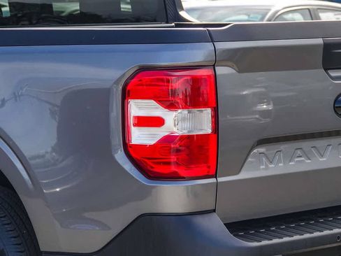 Used 2025 Ford Maverick XLT w/ Equipment Group 302A image 7