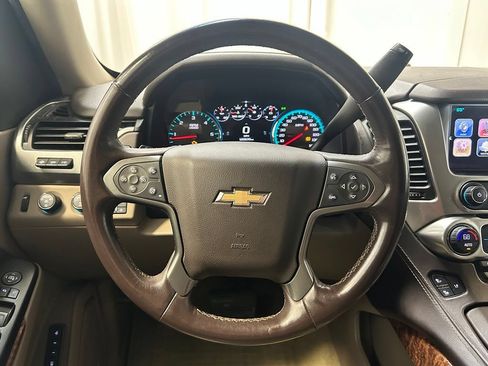 Used 2017 Chevrolet Suburban Premier AWD/4WD image 9