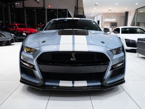 Used 2022 Ford Mustang Shelby GT500 RWD image 33