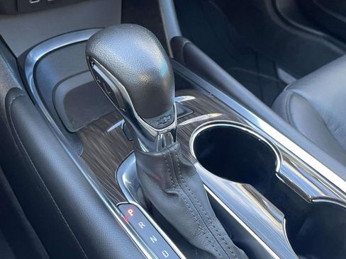 Used 2022 Chevrolet Malibu Premier image 35