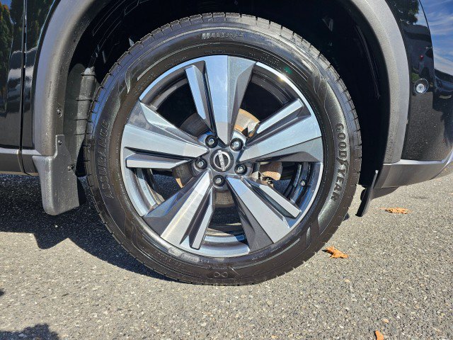 Certified 2023 Nissan Rogue SL w/ SL Premium Package AWD/4WD image 9