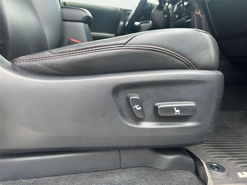 Used 2021 Toyota 4Runner TRD Off-Road Premium w/ Moonroof Package AWD/4WD image 9