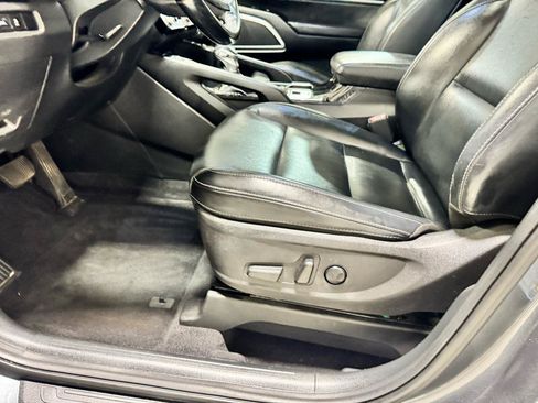 Used 2020 Kia Telluride S FWD image 14