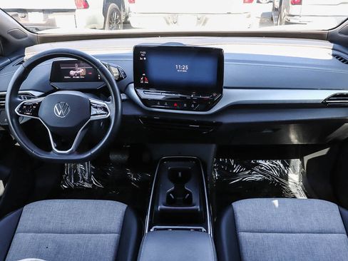 Used 2023 Volkswagen ID.4 Pro image 11