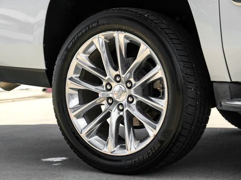 Used 2019 Cadillac Escalade ESV Premium Luxury RWD image 62