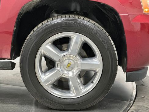 Used 2011 Chevrolet Suburban LTZ AWD/4WD image 28