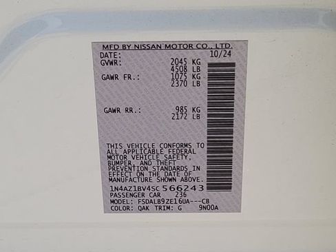 Used 2025 Nissan Leaf S FWD image 14