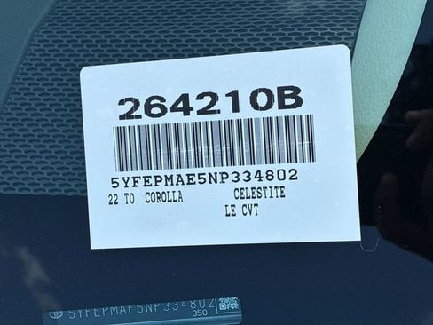 Used 2022 Toyota Corolla LE FWD image 30