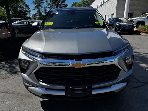 Certified 2025 Chevrolet TrailBlazer LT AWD/4WD image 2