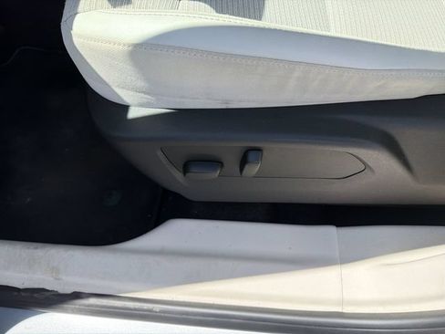 Certified 2023 Buick Envision Preferred FWD image 20