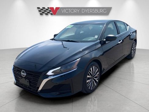 Used 2025 Nissan Altima 2.5 SV image 4