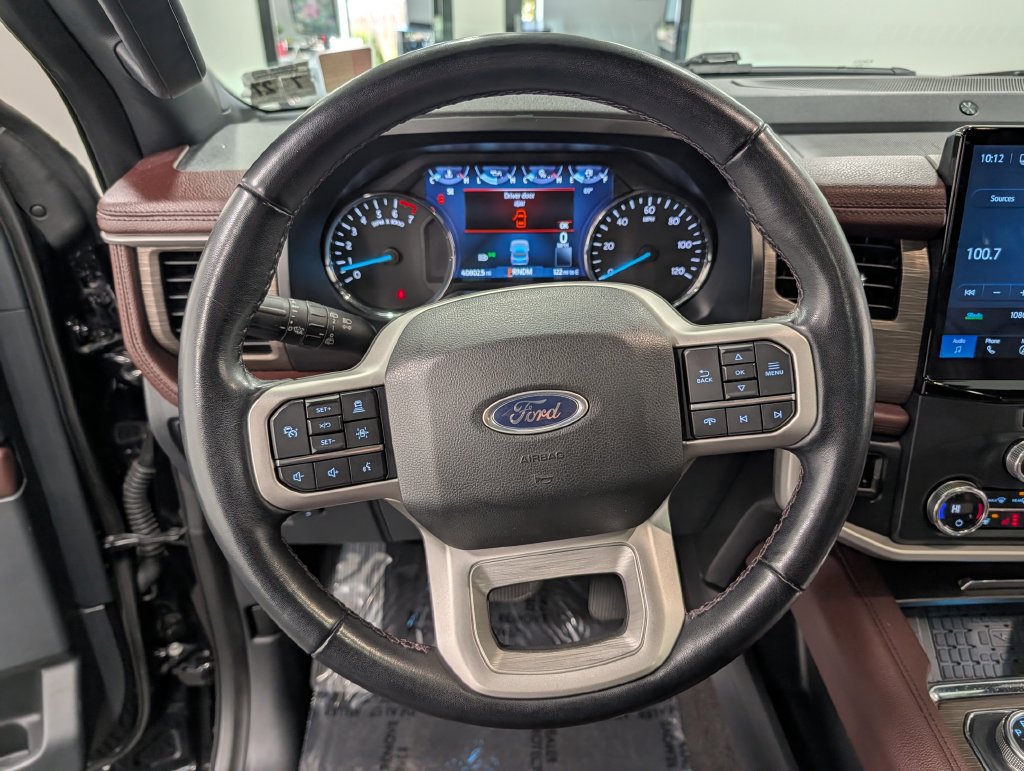 Used 2022 Ford Expedition Limited AWD/4WD image 23